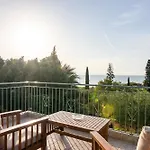 Conel Villa