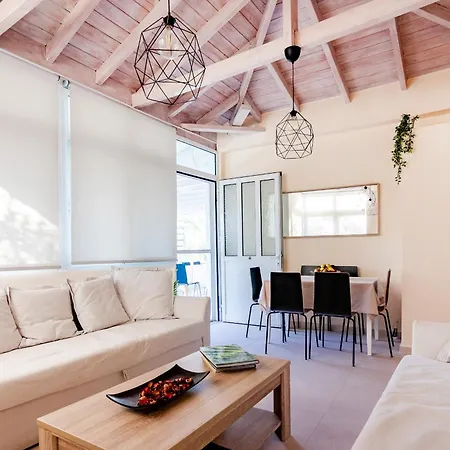 Conel Villa